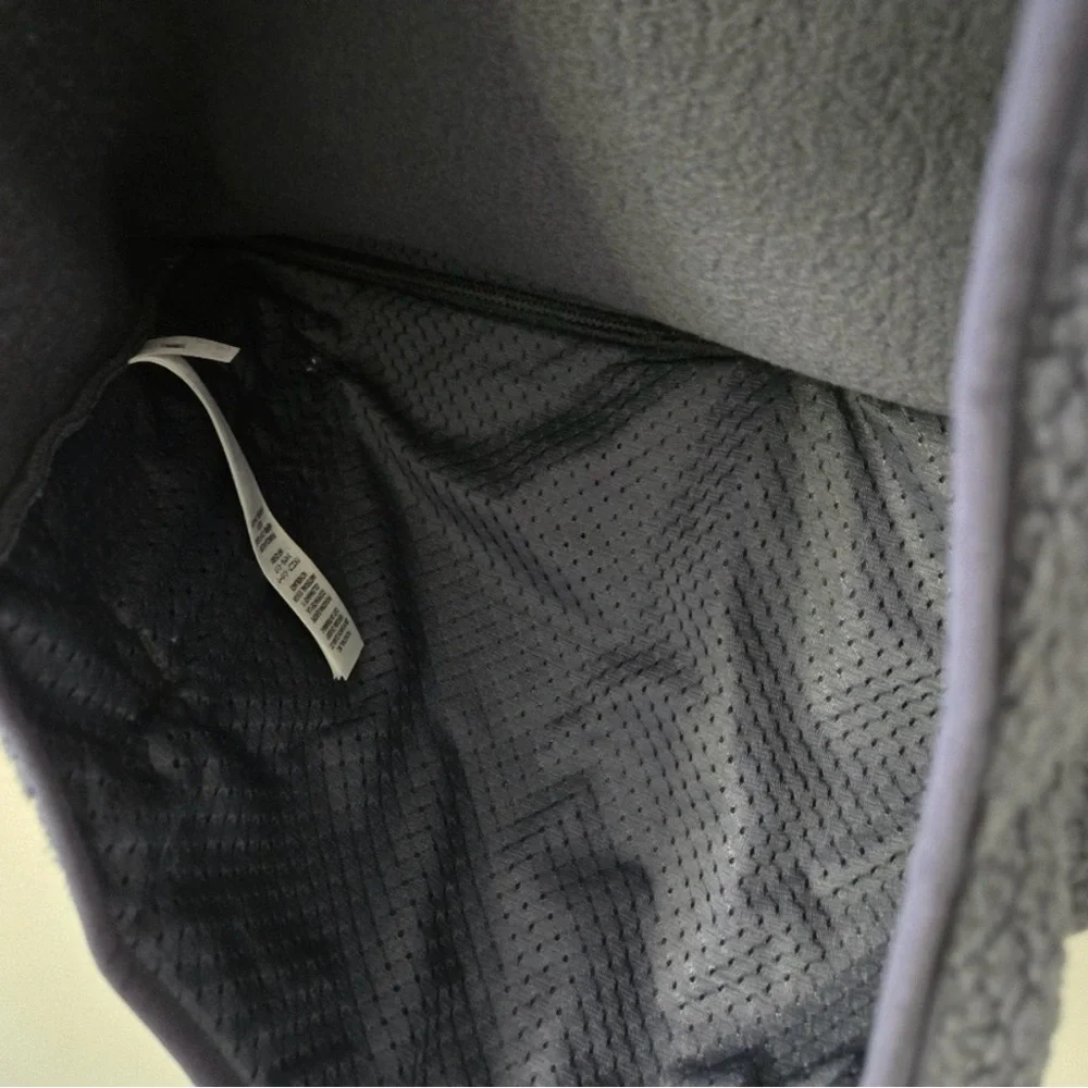 Patagonia women's retro pile marsupial fleece pullover never worn NWOT - Picture 7 of 8